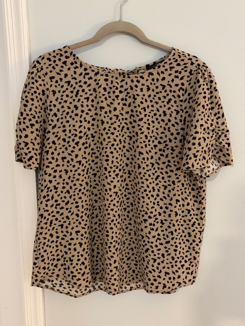 Leopard Print Ruched Sleeve Blouse